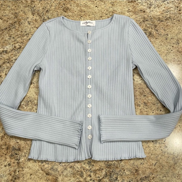 Carly Jean Los Angeles Light Blue Ribbed Button-Up Top Size Large - Picture 6 of 12